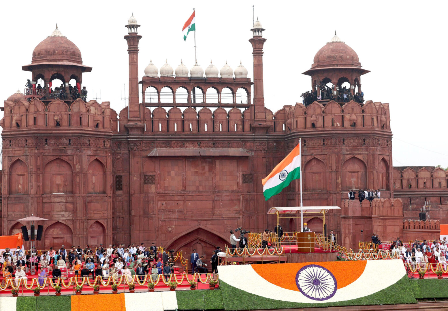 modi in lalquila